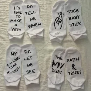 جوارب بعبارات لطيفة و محفزة خاصة تجربة التلقيح المجهري | جوارب الحظ الخاصة بـ IVF